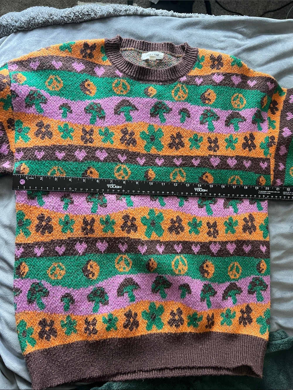 Retro Pattern Crew Neck Sweater - Green, Lavender & Orange - Picture 4 of 8